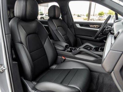 2025 Porsche Cayenne Cayenne