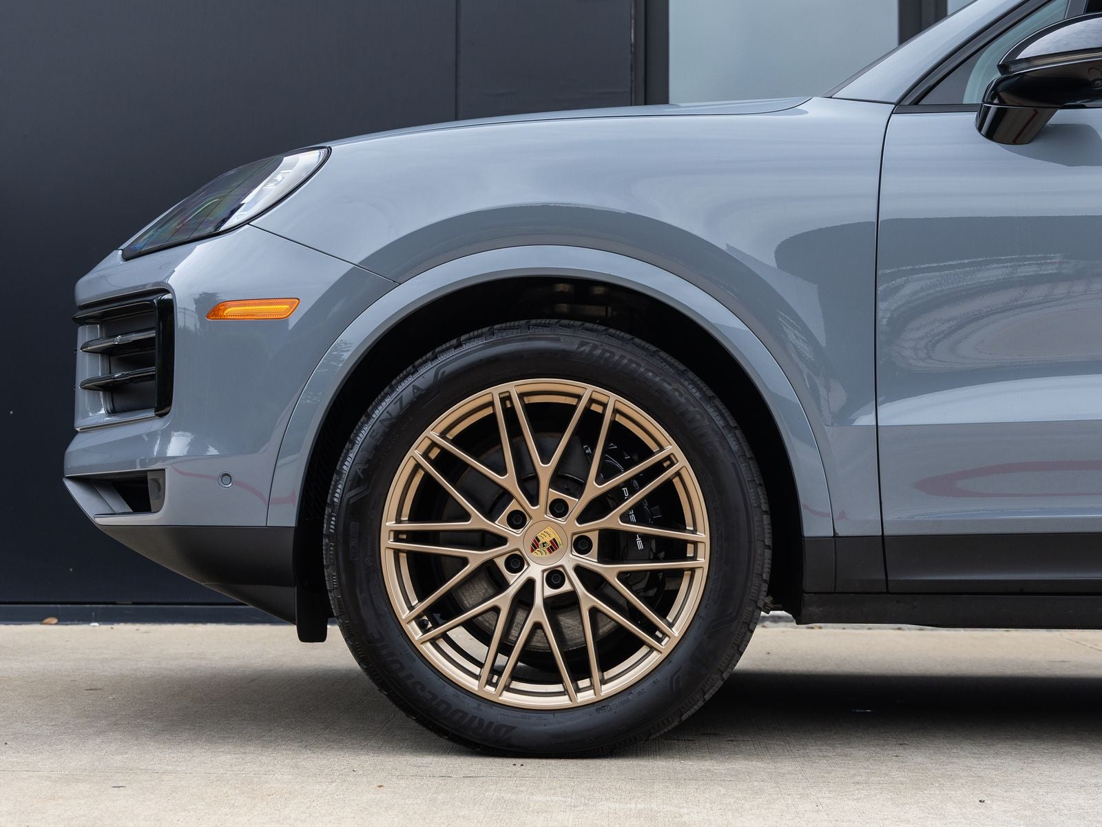 2024 Porsche Cayenne AWD