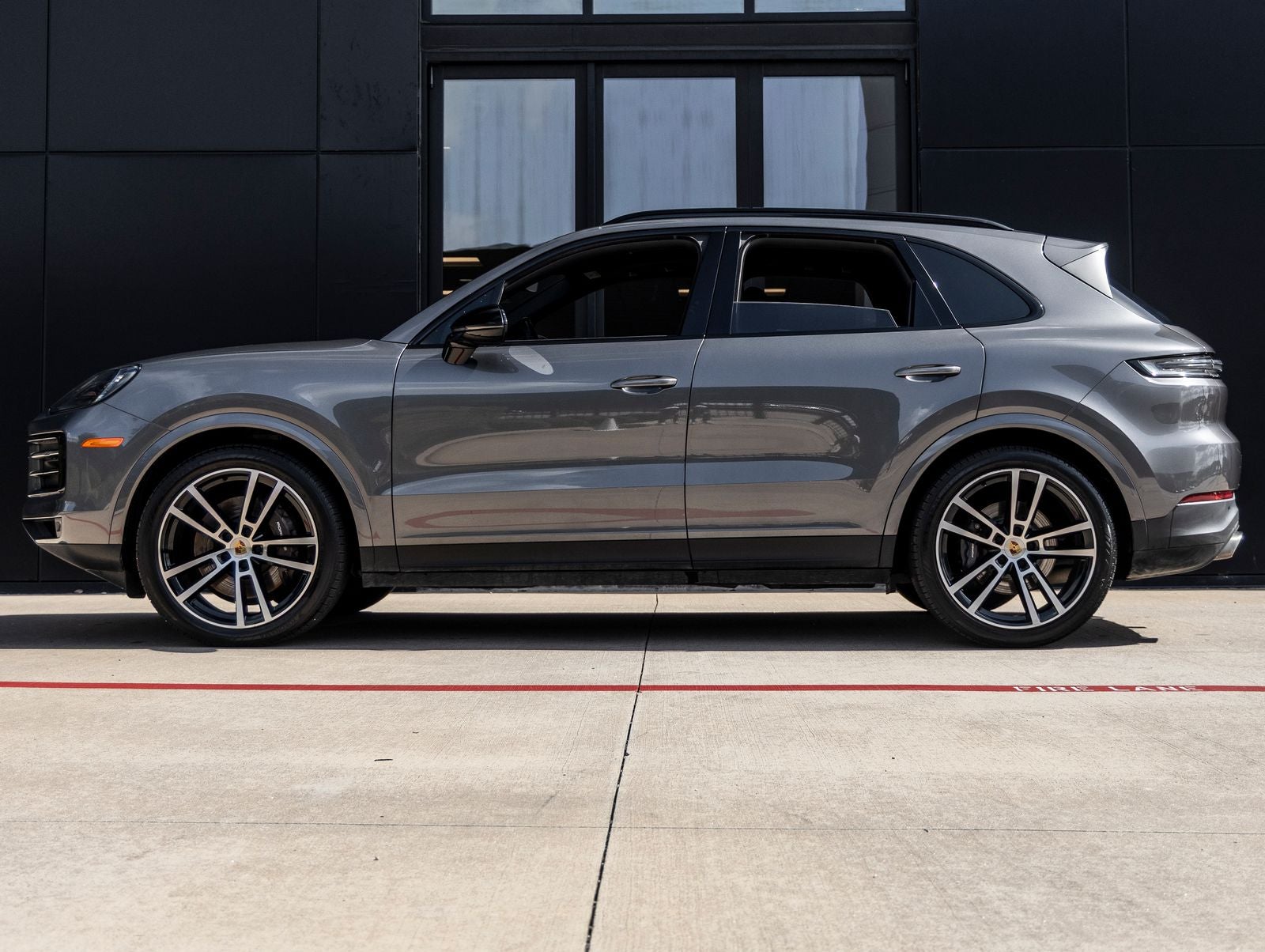 2024 Porsche Cayenne Cayenne (MY24)