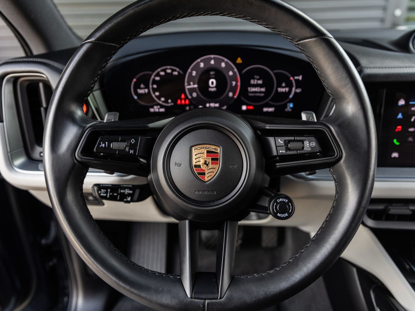 2025 Porsche Cayenne AWD