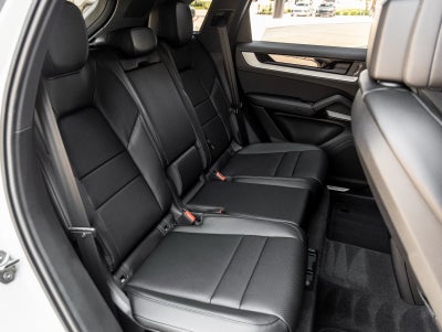 2025 Porsche Cayenne Cayenne