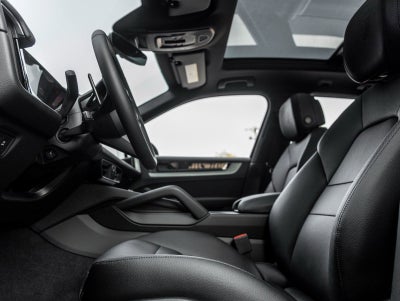 2025 Porsche Cayenne Cayenne