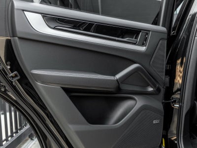 2025 Porsche Cayenne Cayenne