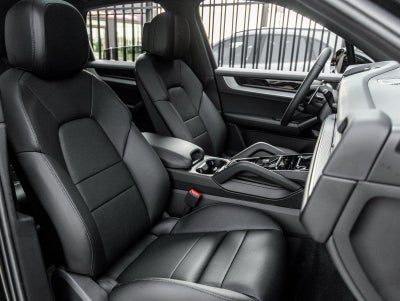 2025 Porsche Cayenne Cayenne