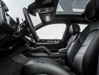 2025 Porsche Cayenne Cayenne