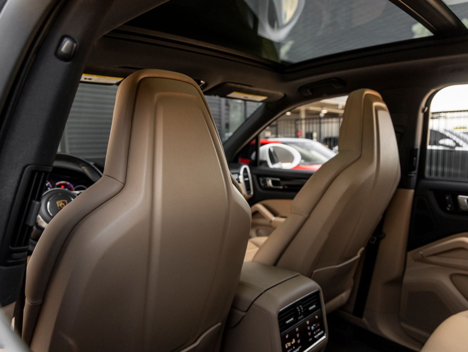 2023 Porsche Cayenne Base