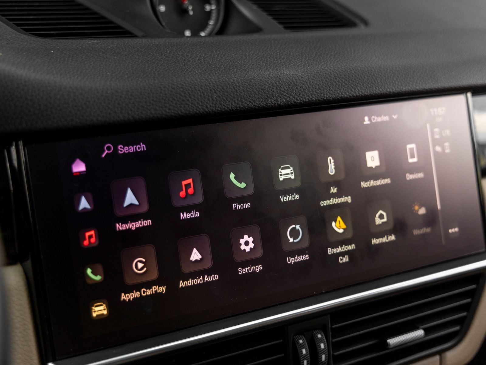 2023 Porsche Cayenne Base