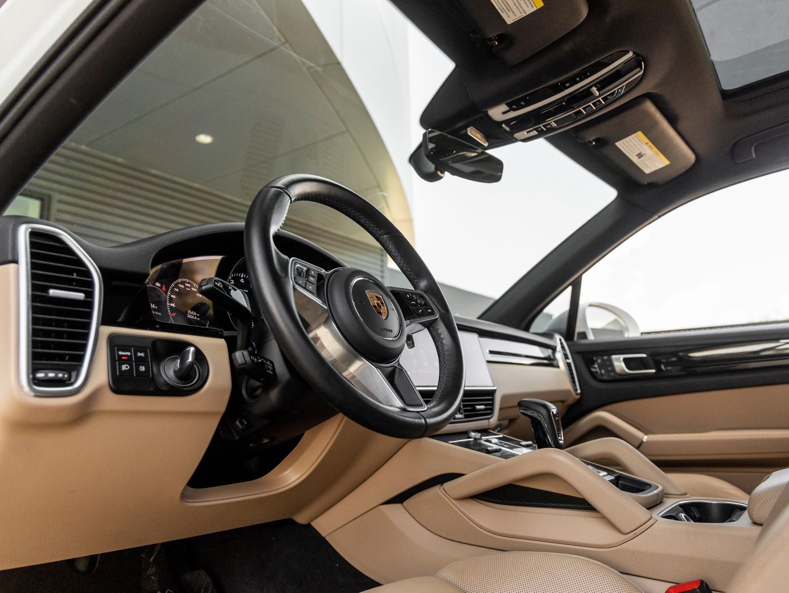 2023 Porsche Cayenne Base