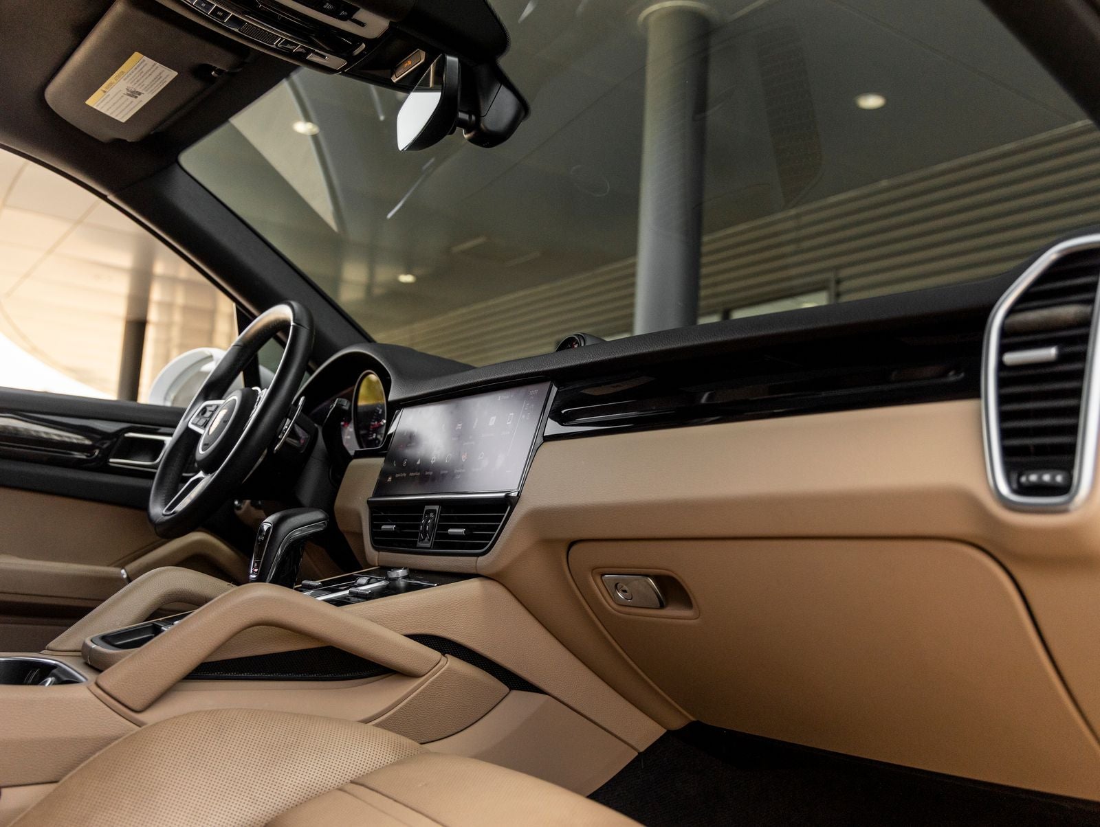 2023 Porsche Cayenne Base