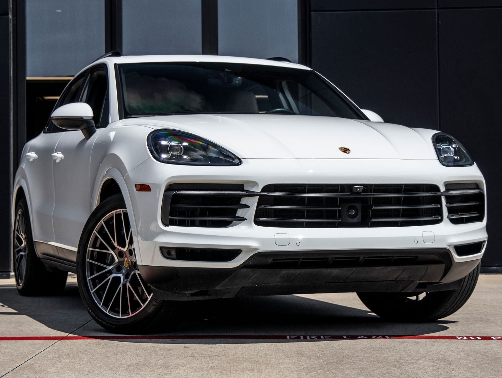 2023 Porsche Cayenne Base