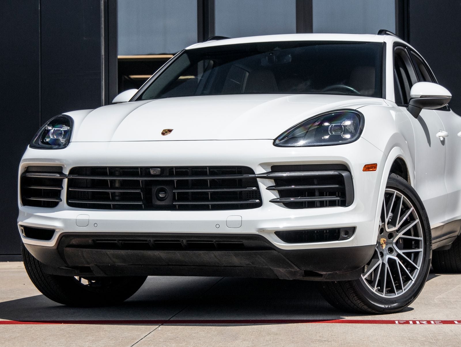 2023 Porsche Cayenne Base