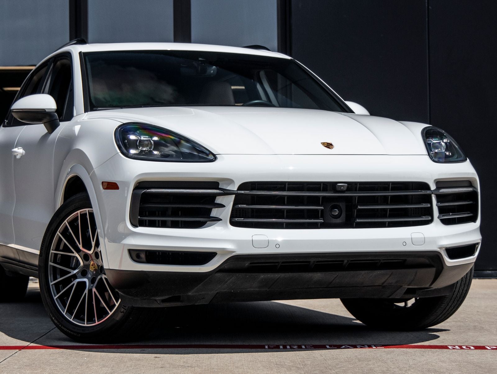 2023 Porsche Cayenne Base