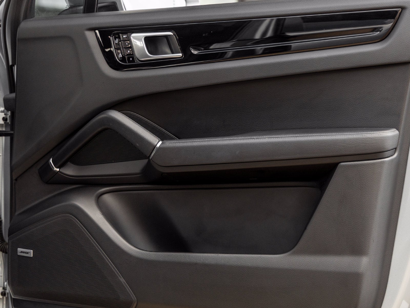 2021 Porsche Cayenne Cayenne