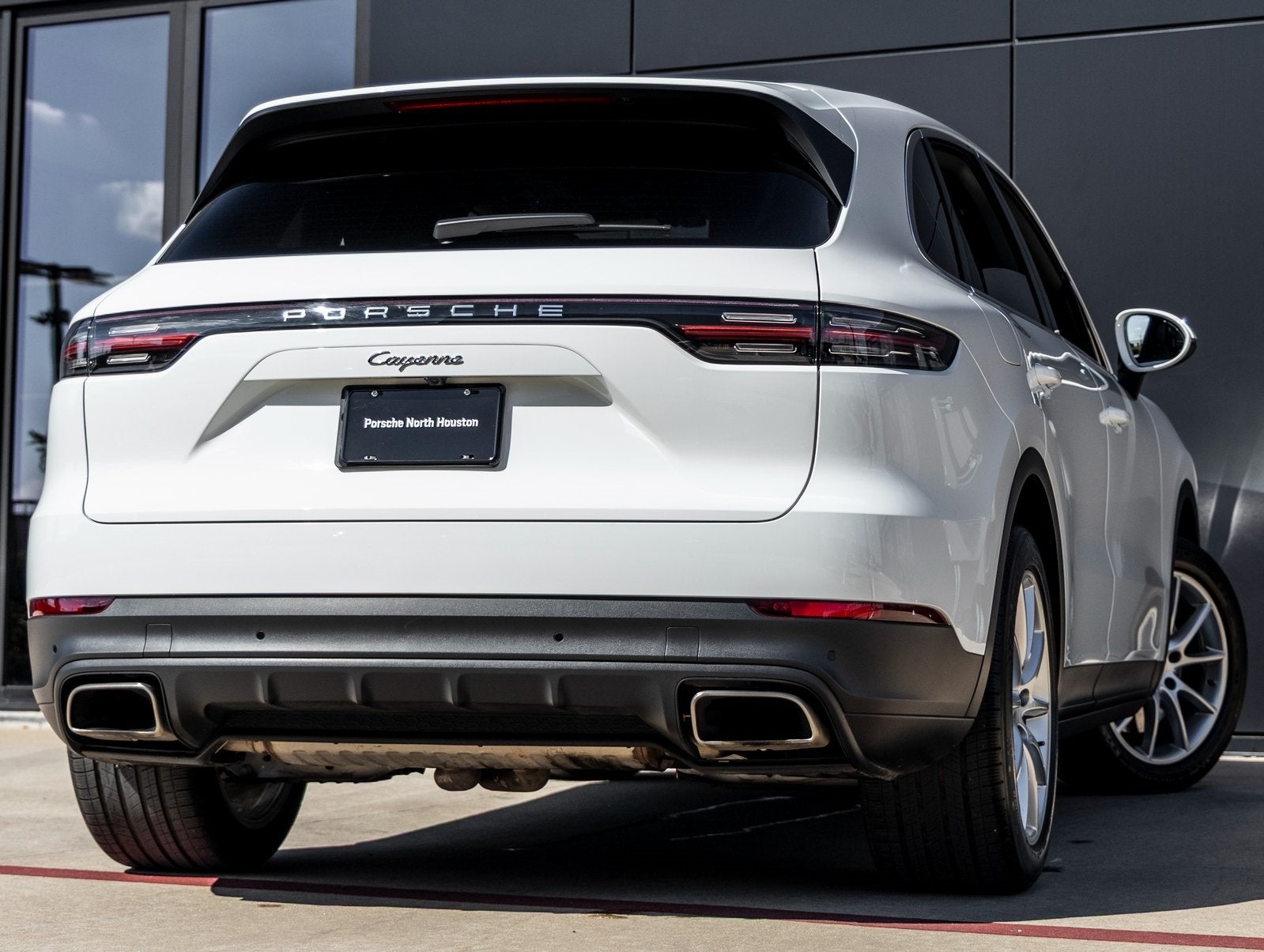 2023 Porsche Cayenne Base