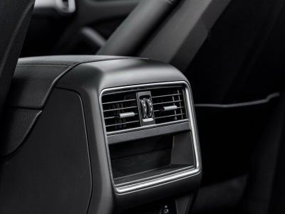 2023 Porsche Cayenne Base