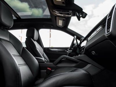 2023 Porsche Cayenne Base