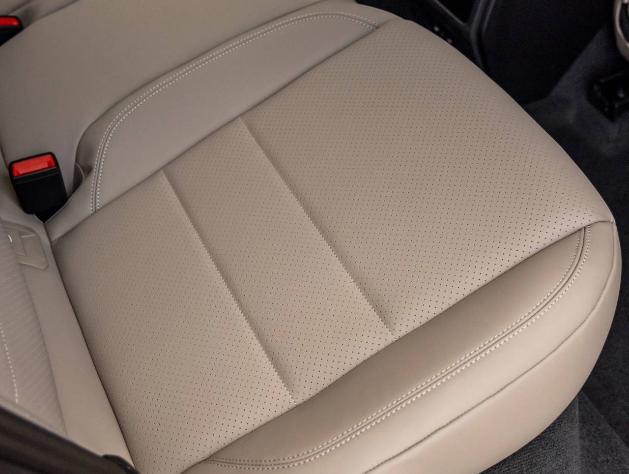 2025 Porsche Macan Electric Macan 4 Electric