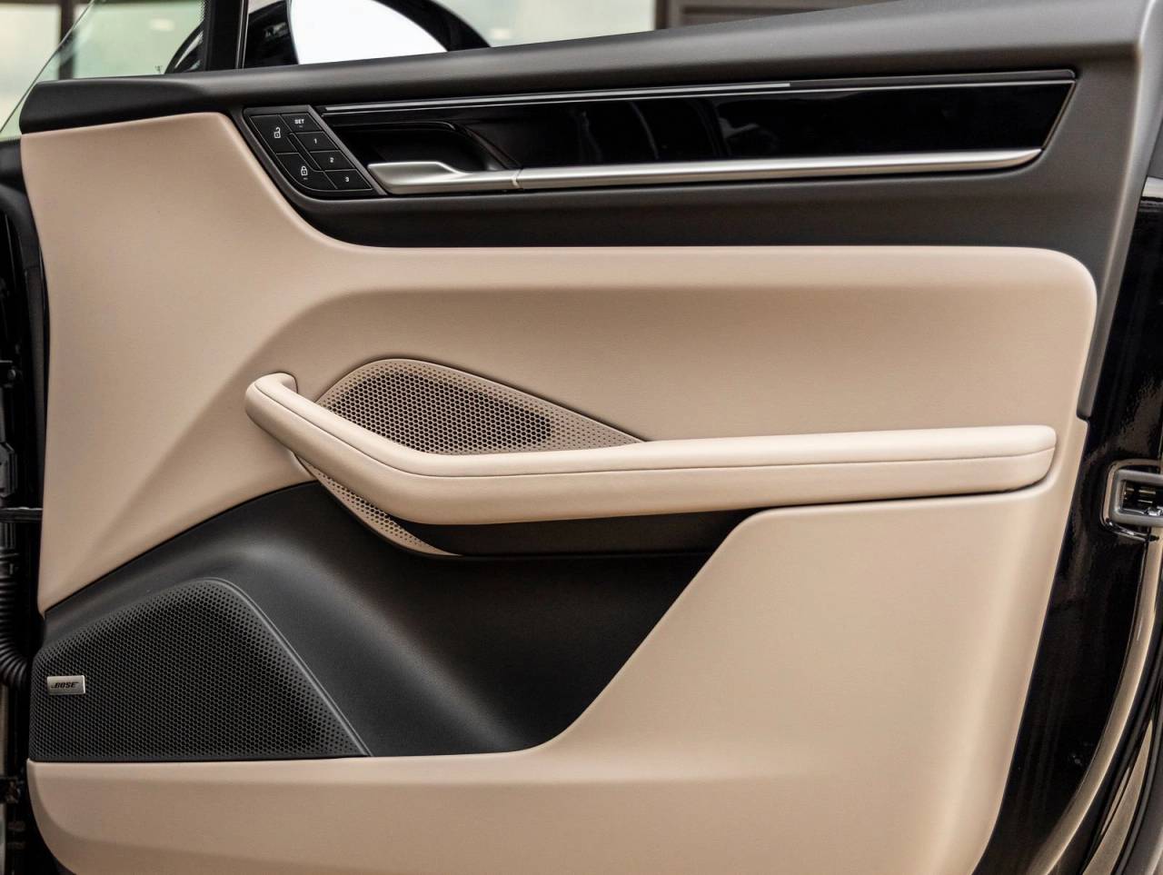 2025 Porsche Macan Electric Macan 4 Electric