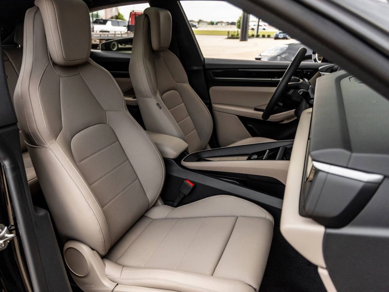 2025 Porsche Macan Electric Macan 4 Electric