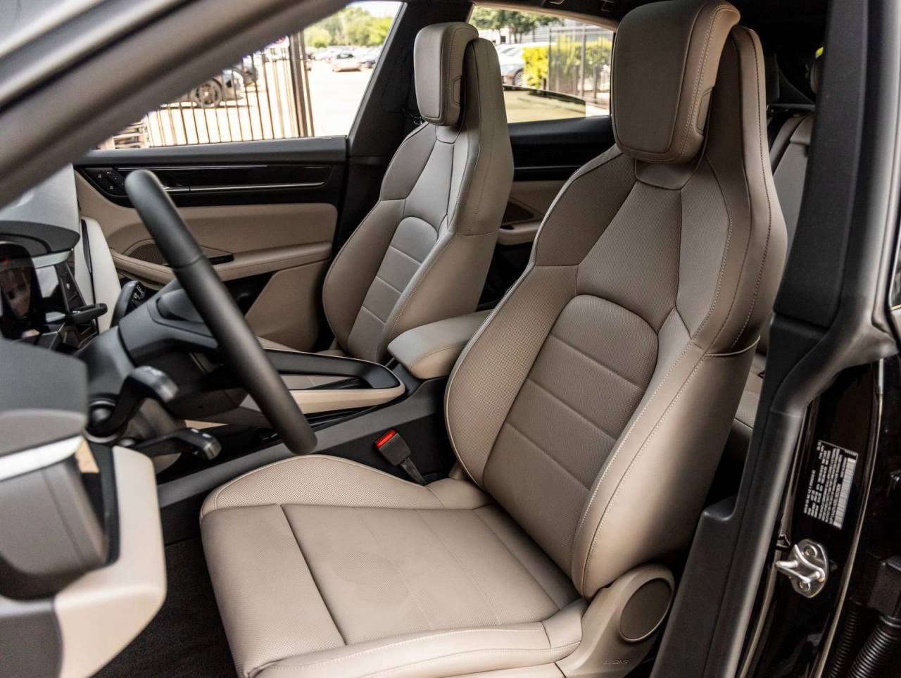 2025 Porsche Macan Electric Macan 4 Electric