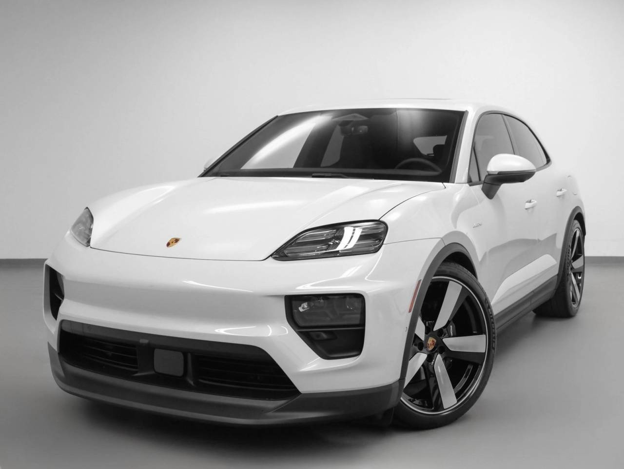2025 Porsche Macan Electric Macan 4 Electric