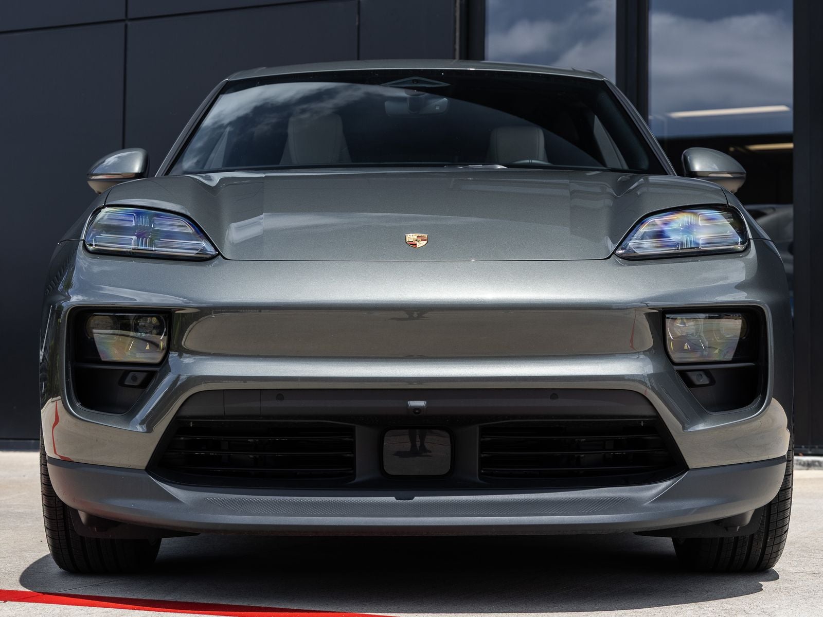 2025 Porsche Macan 4 Electric