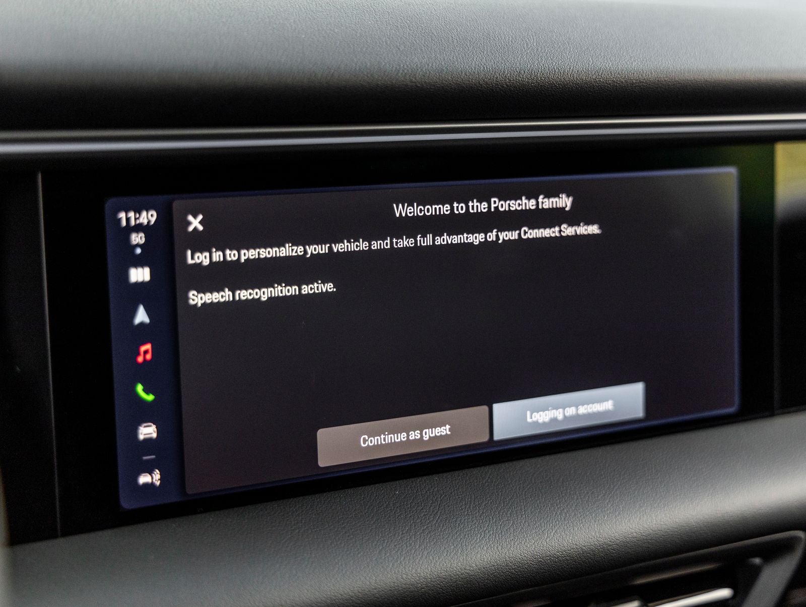 2025 Porsche Macan 4 Electric