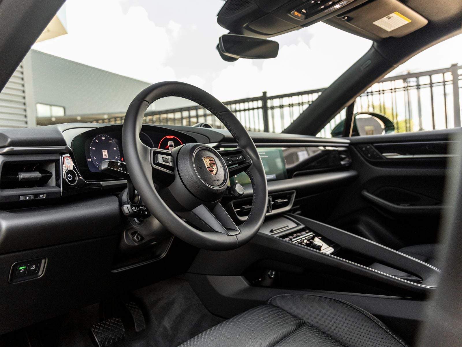 2025 Porsche Macan 4 Electric