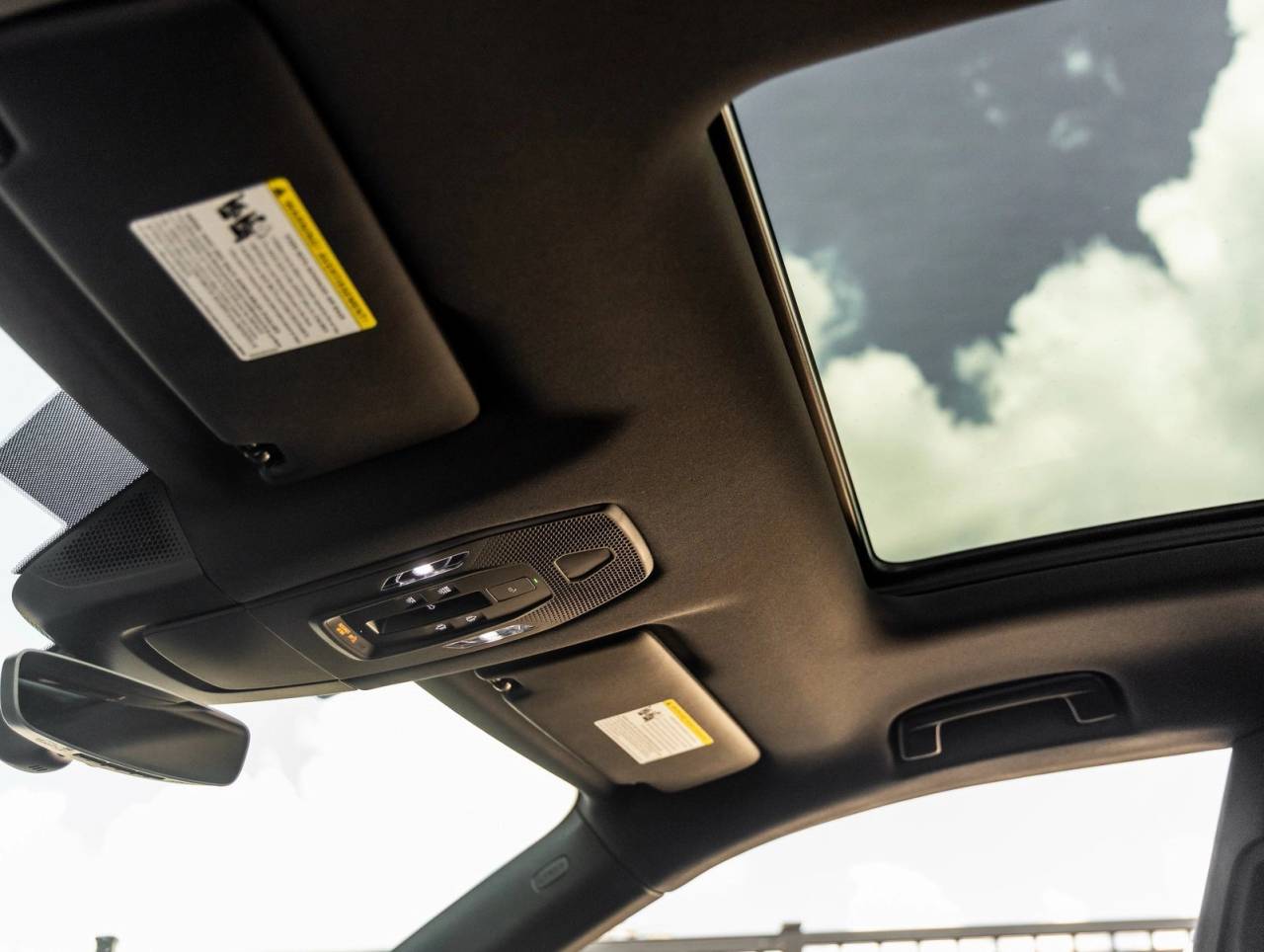 2025 Porsche Macan Electric Macan 4 Electric