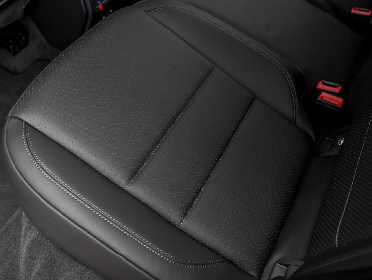 2025 Porsche Macan Electric Macan 4 Electric