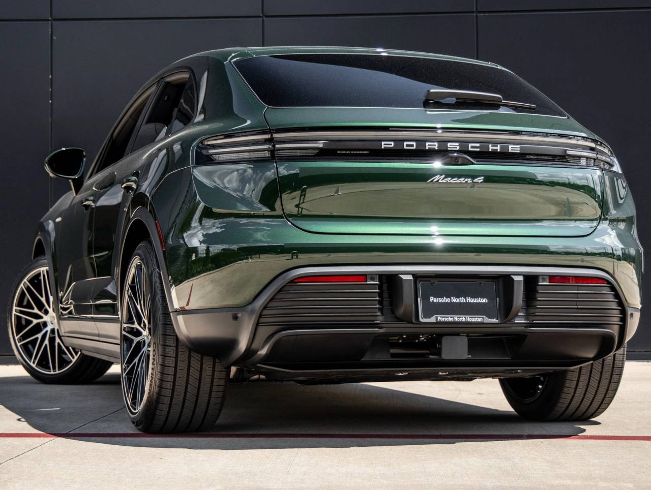 2025 Porsche Macan Electric Macan 4 Electric