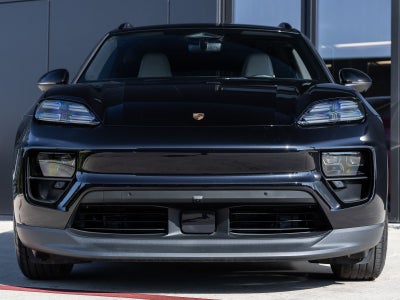 2025 Porsche Macan Electric 4