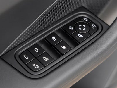2026 Porsche Macan Macan 4 Electric