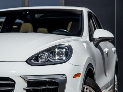 2017 Porsche Cayenne Cayenne S