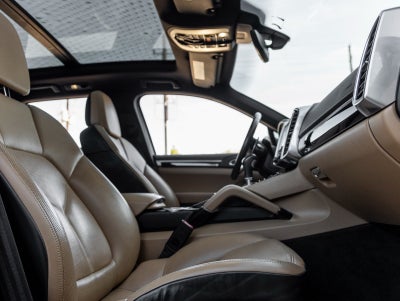 2017 Porsche Cayenne Cayenne S