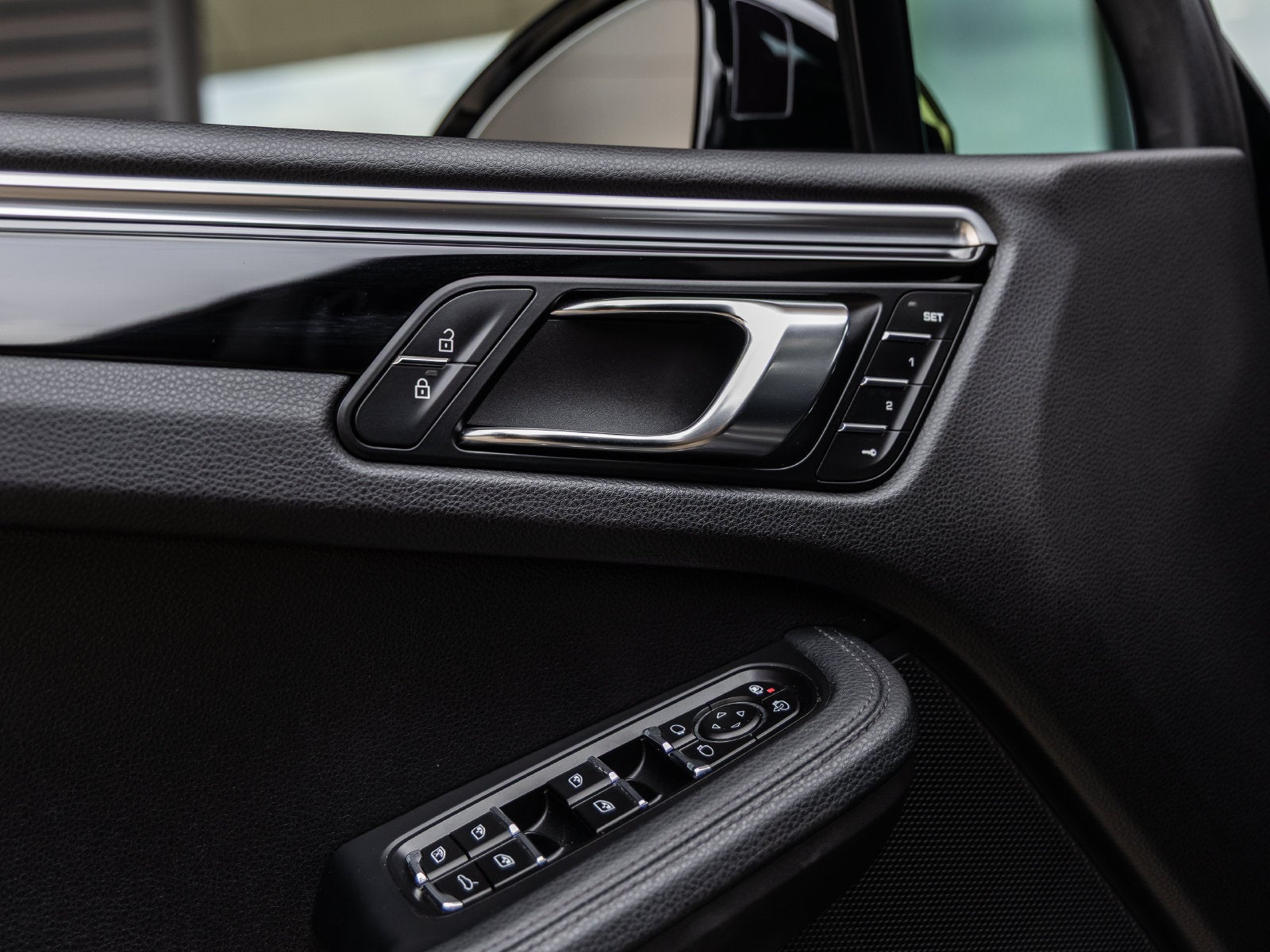 2019 Porsche Macan Macan S