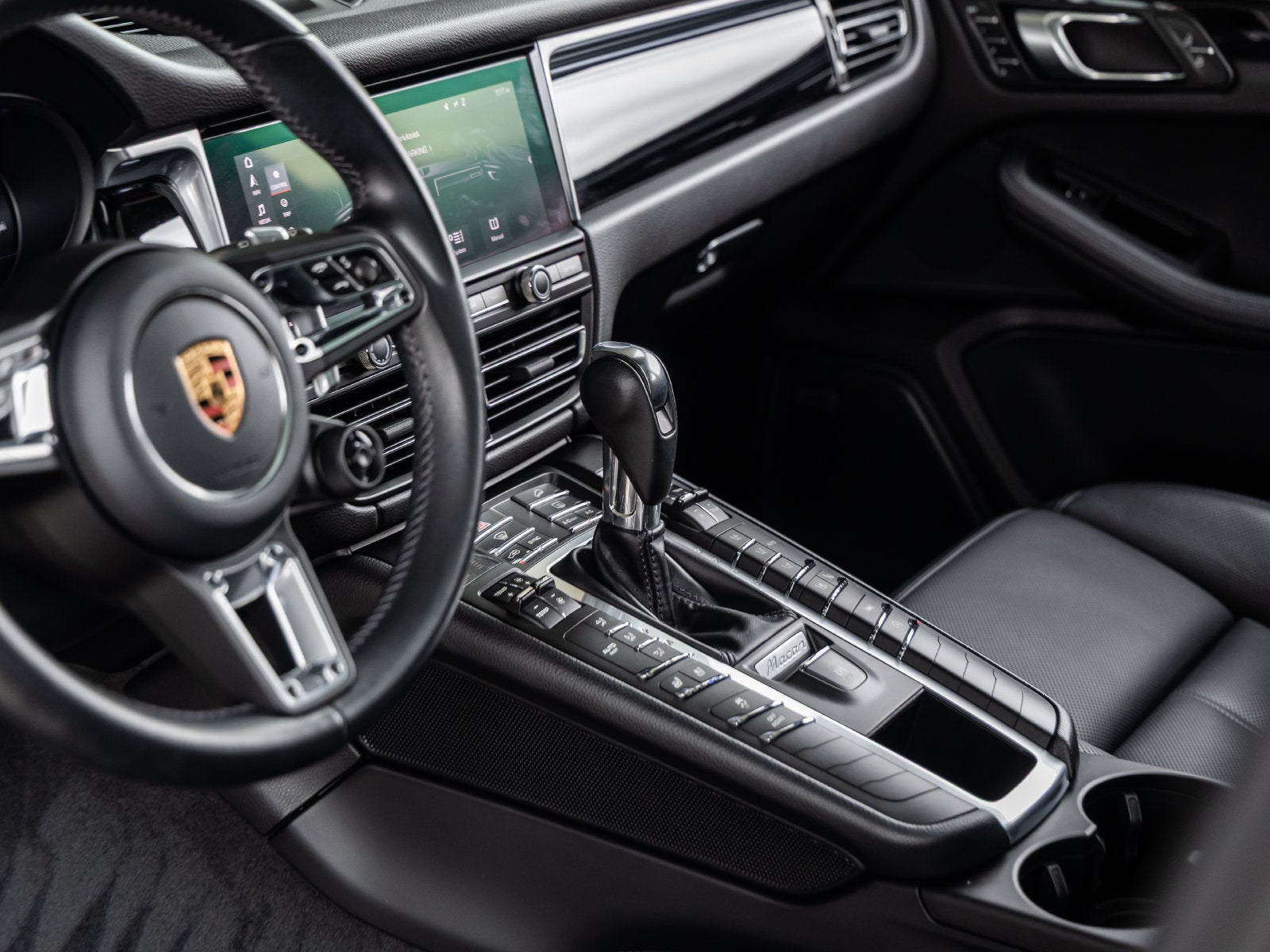 2019 Porsche Macan Macan S