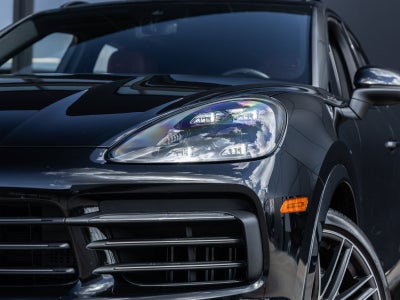 2023 Porsche Cayenne Cayenne S Platinum Edition