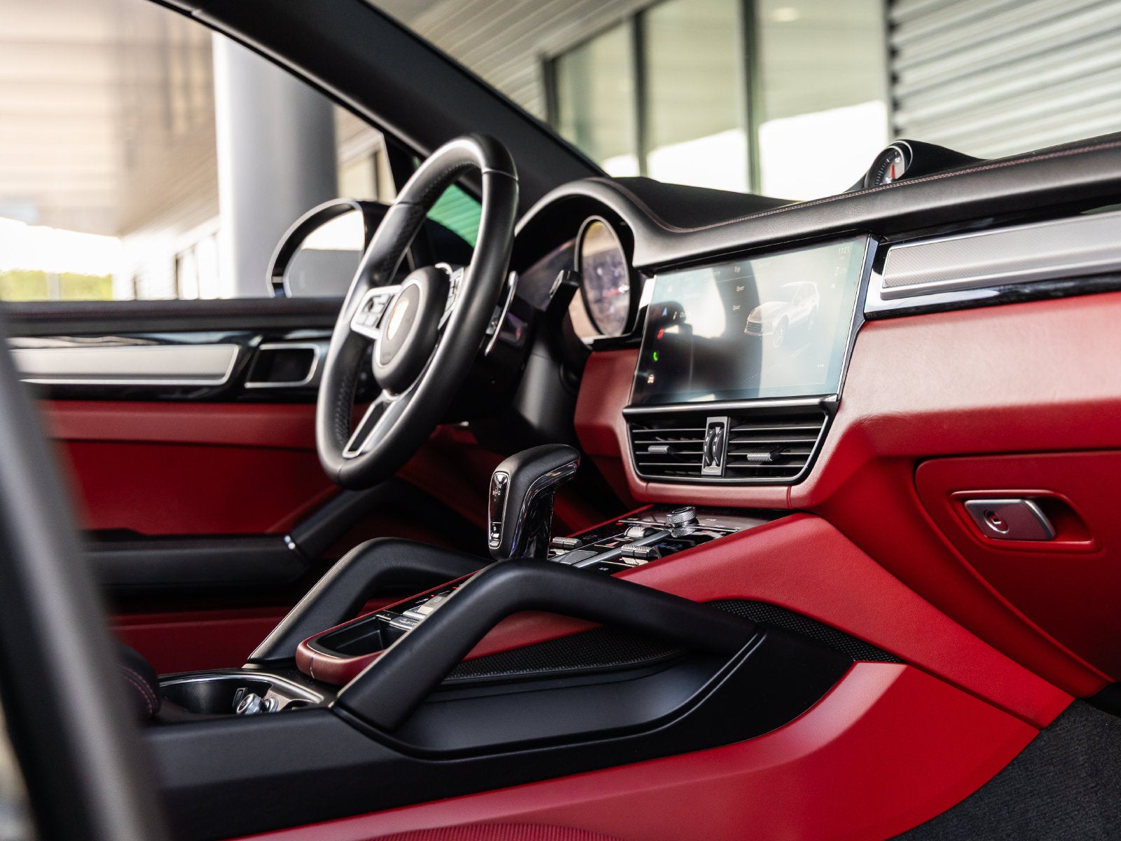 2023 Porsche Cayenne Cayenne S Platinum Edition
