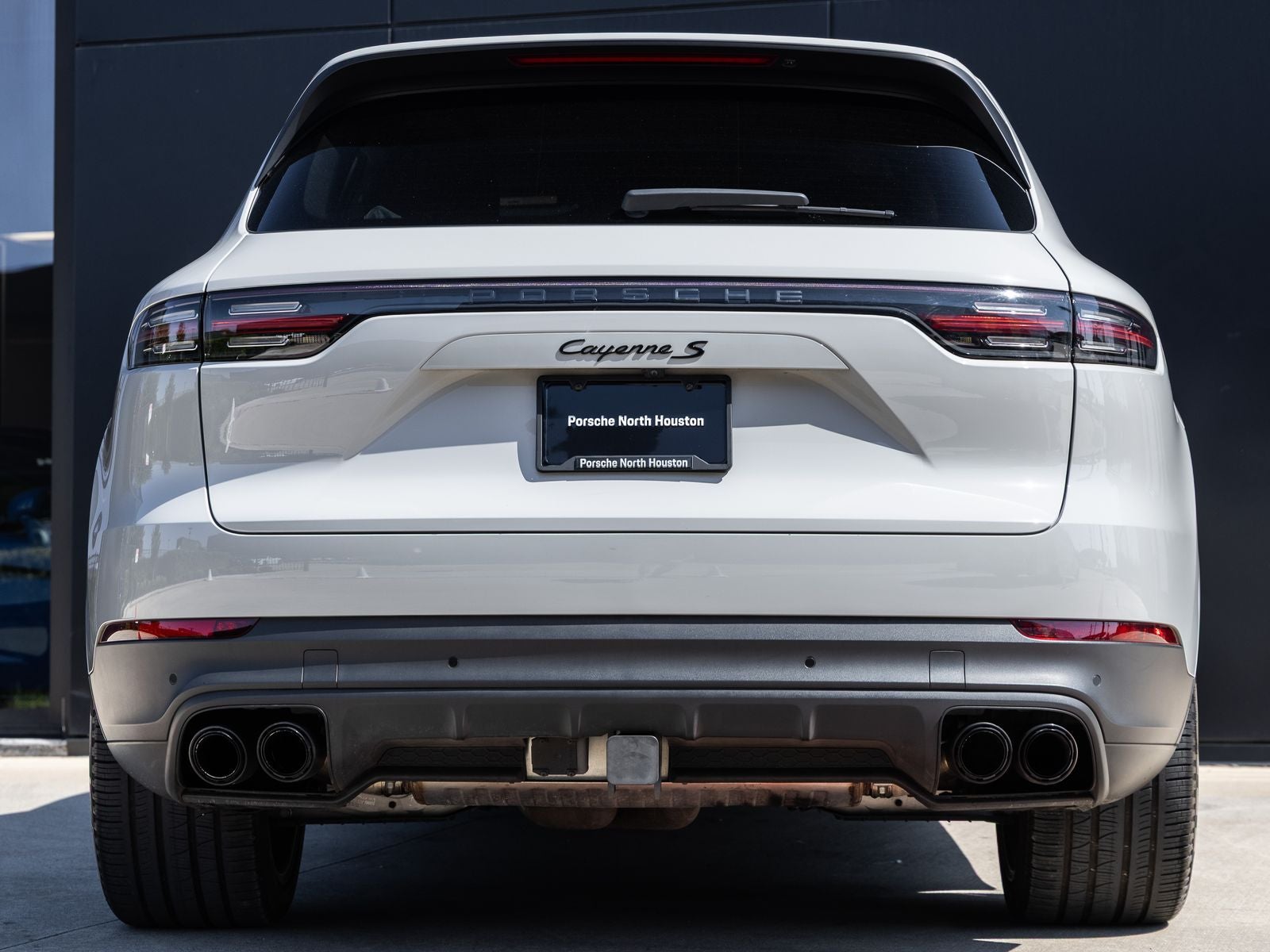 2023 Porsche Cayenne S Platinum Edition