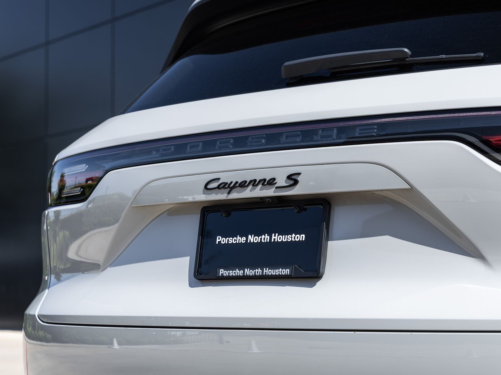 2023 Porsche Cayenne S Platinum Edition