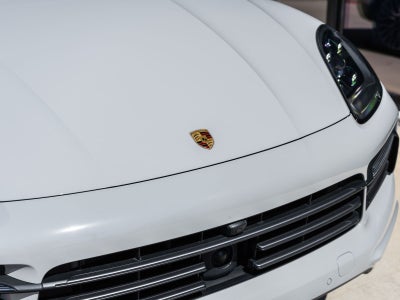 2023 Porsche Cayenne S Platinum Edition