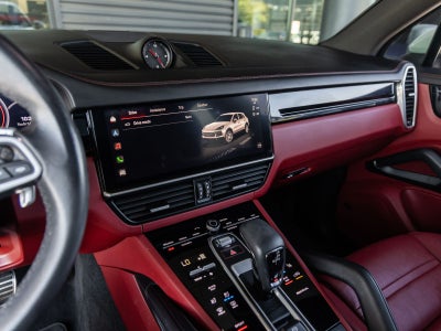 2023 Porsche Cayenne S Platinum Edition