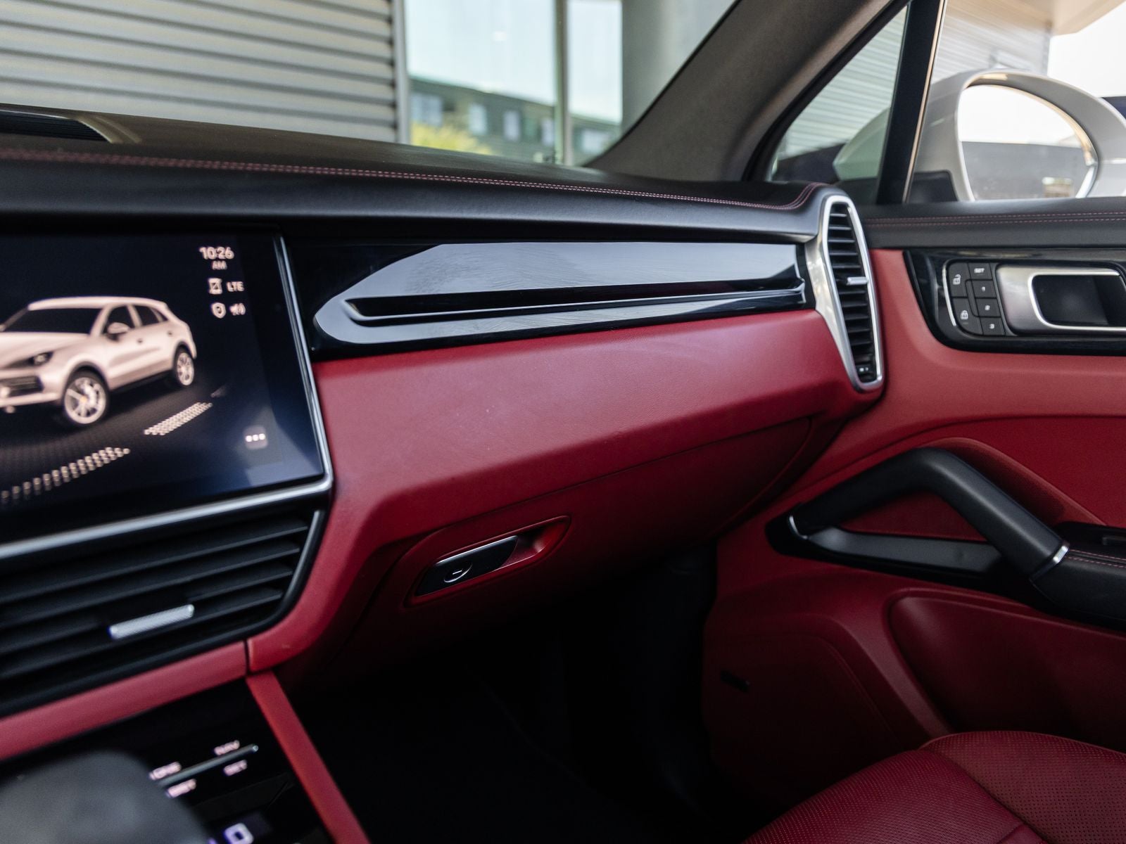 2023 Porsche Cayenne S Platinum Edition