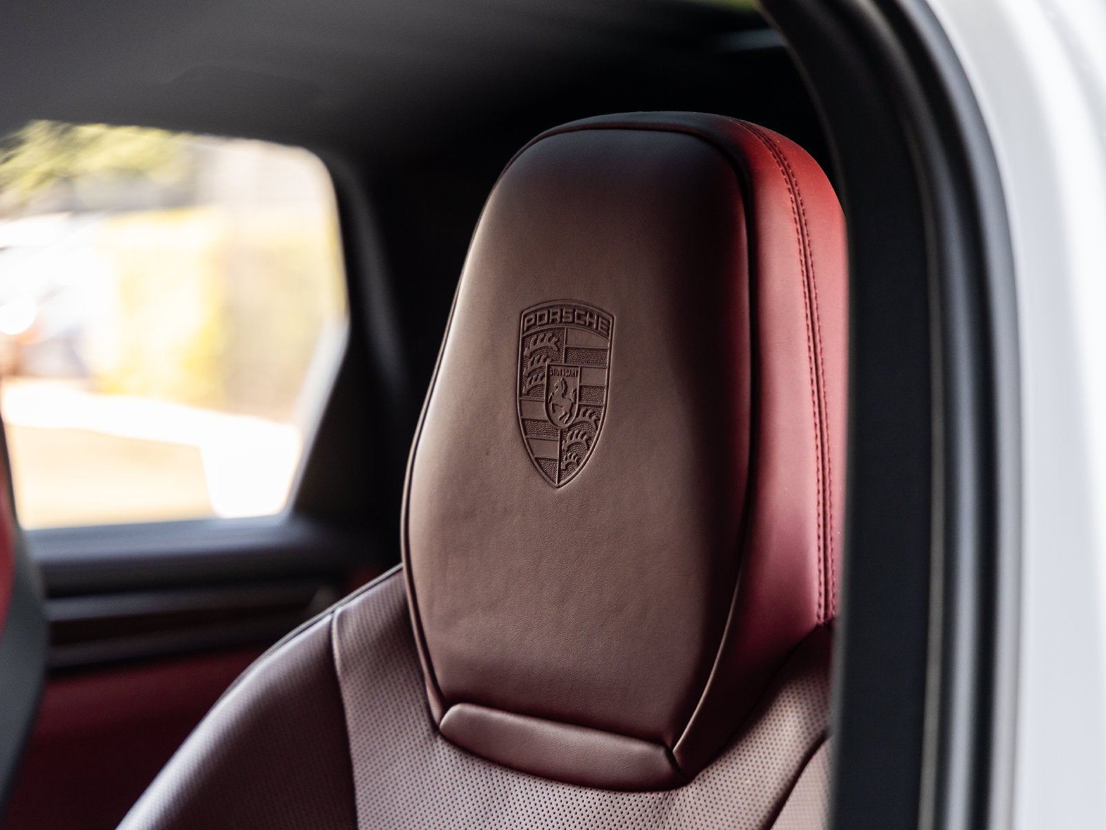 2023 Porsche Cayenne Cayenne S Platinum Edition