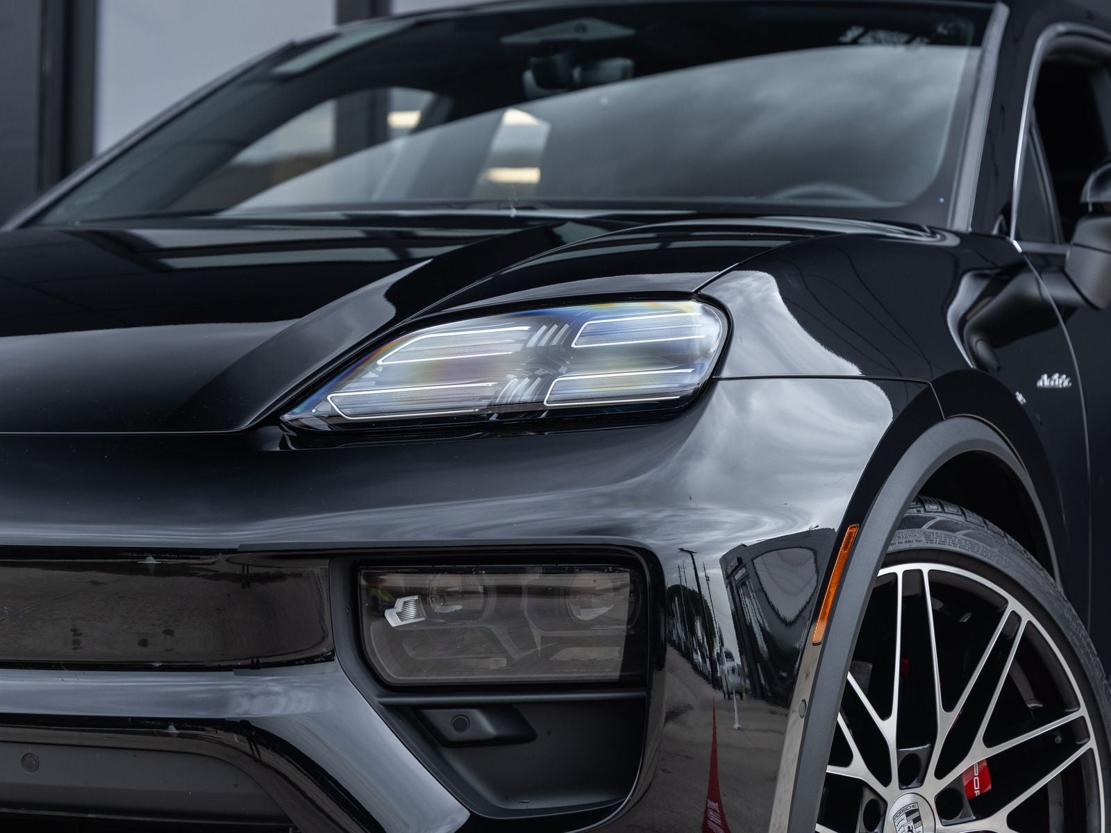 2025 Porsche Macan Macan 4S Electric
