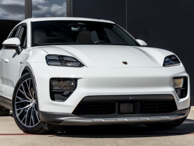 2025 Porsche Macan Electric 4S