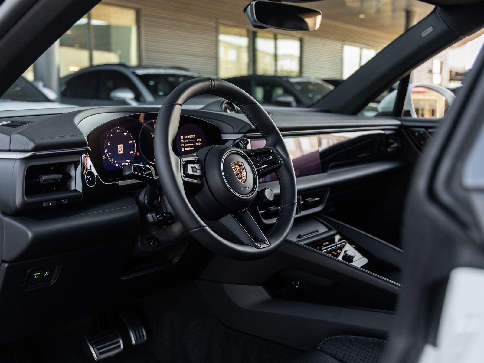 2025 Porsche Macan Macan 4S Electric