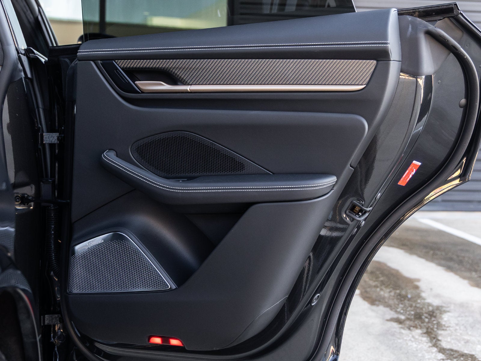 2024 Porsche Macan Macan Turbo