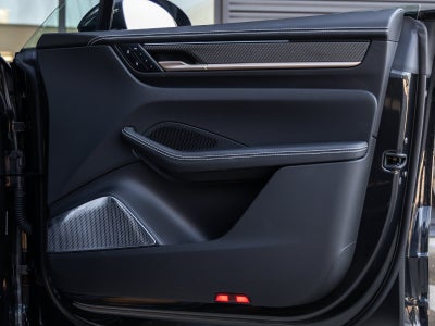 2024 Porsche Macan Macan Turbo